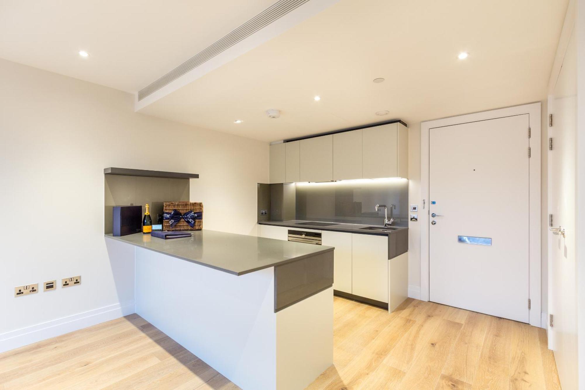 Studio Come 1 Bed Flat In Vauxhall Next To Battersea London Ngoại thất bức ảnh